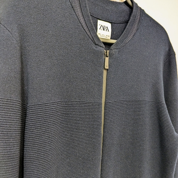 Men's Navy Blue Zip Up Sweater - Picture 2 of 3